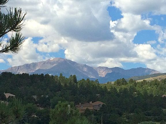 Pike's Peak (Ute Valley Park