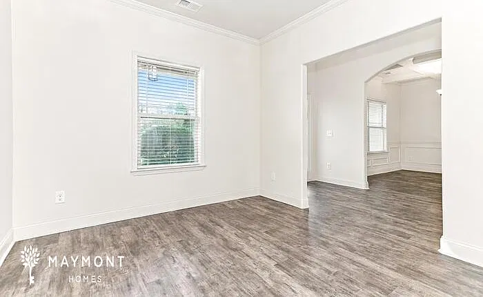 5 bed, 3.0 bath, 2689 sqft, $2,895 — Photo 4