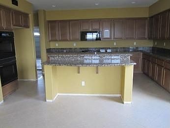 2nd image of 2291 Finch Cir