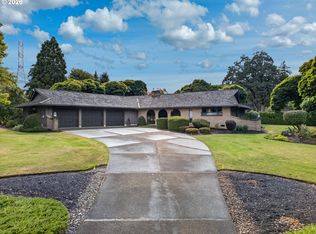 10780 Navajo Way, Oregon City, OR 97045