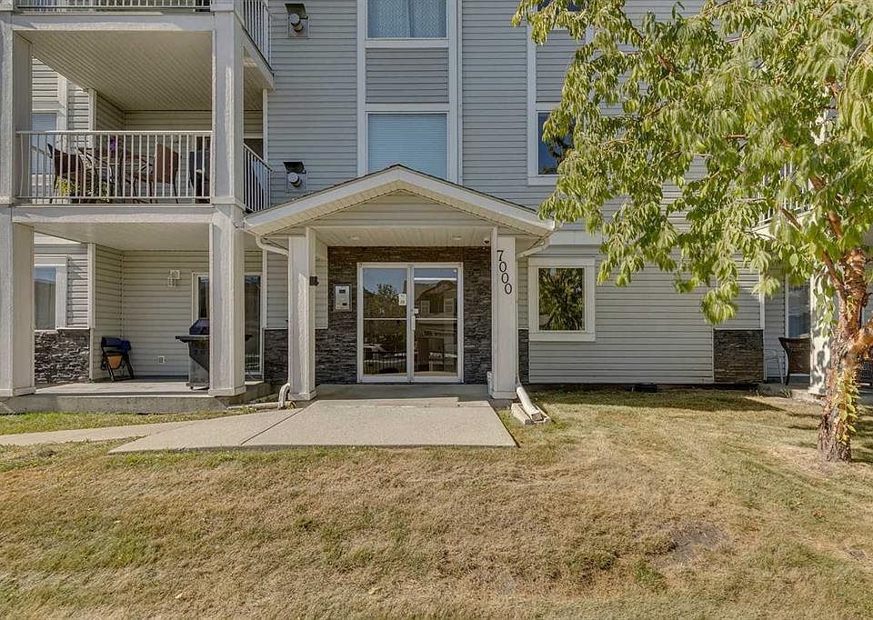 1st image of 7301 E Valleyview Park SE #301