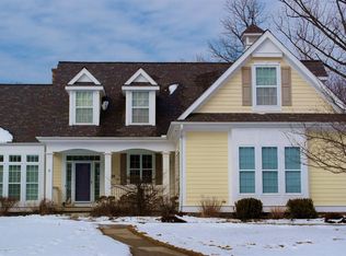 6083 Brookstone Ln, Grand Blanc, MI 48439