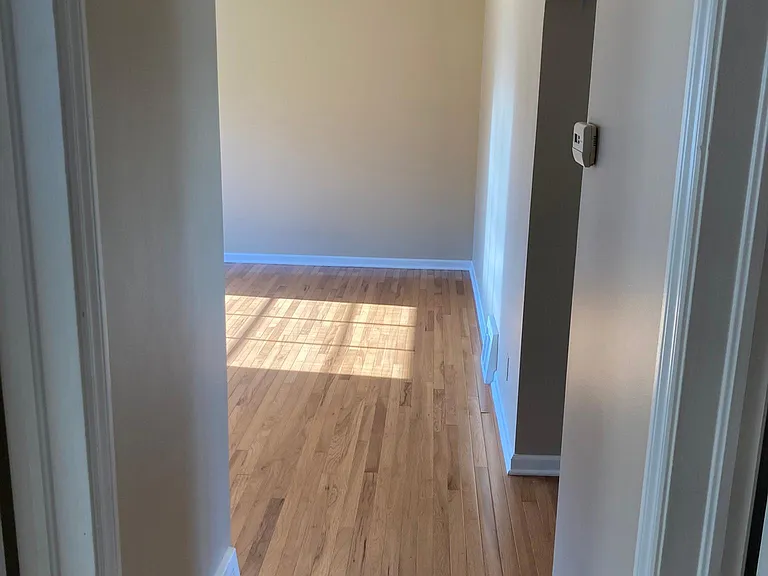 1605 Richmond Rd — Photo 33