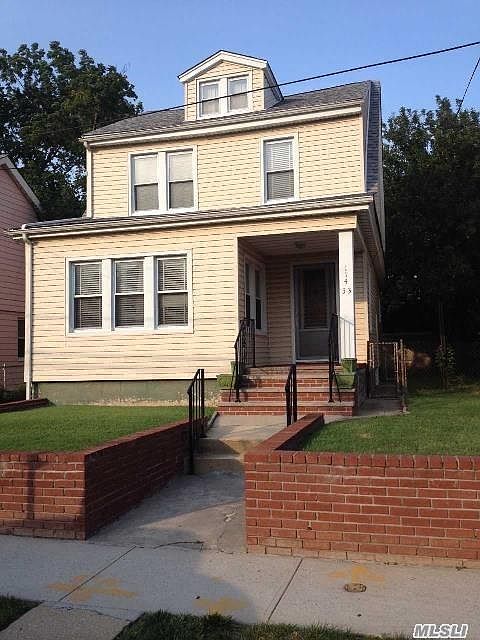 1st image of 11453 172nd St