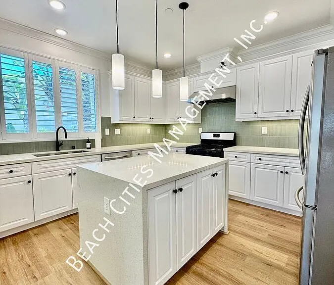 1749 Grand Ave #3 — Photo 14