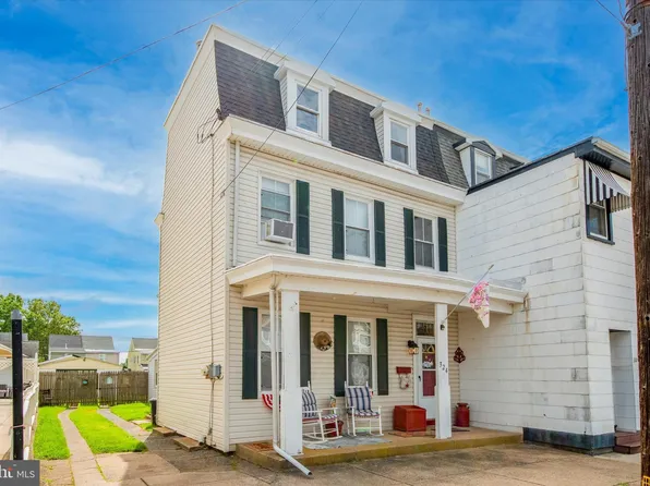 324 Dorrance St, Bristol, PA 19007