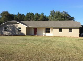 16 Eastwood Dr, Petal, MS 39465