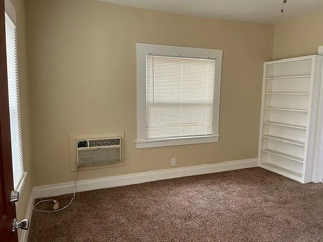 1038 Montgomery St #1 — Photo 2