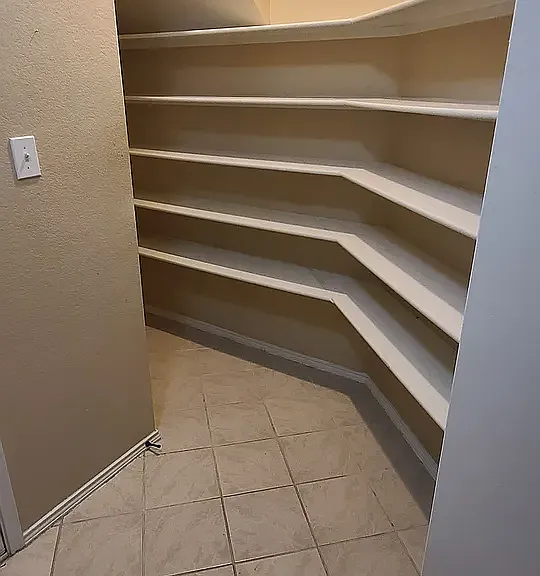 625 Manchester Dr — Photo 14