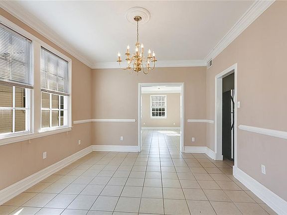 5th image of 3230-32 Nashville Ave