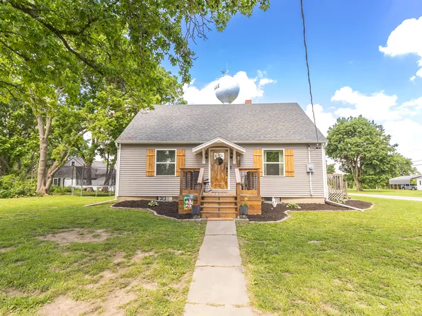 309 N Park St, Keytesville, MO 65261