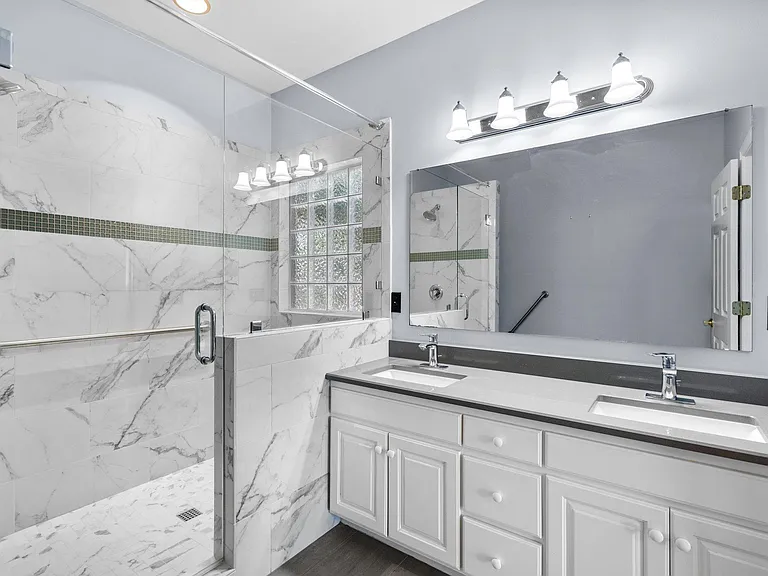 5044 Crosswinds Dr — Photo 23