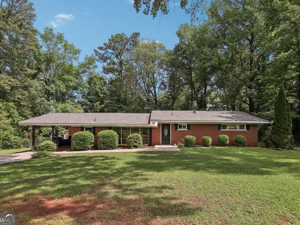 112 Pioneer Trl, Cartersville, GA 30121