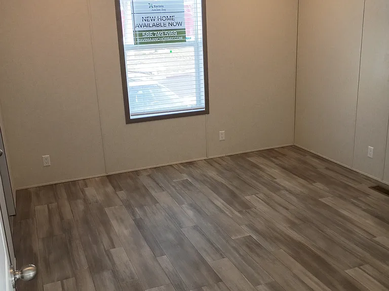 Ravinia Anchor Bay — Photo 84