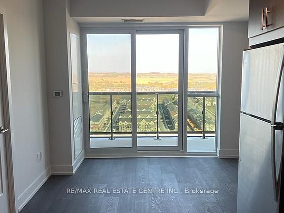 5th image of 2550 Simcoe St N #2115