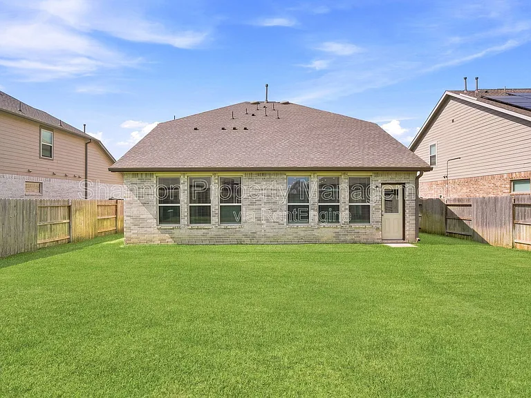 32311 Melbrooke Dr — Photo 30