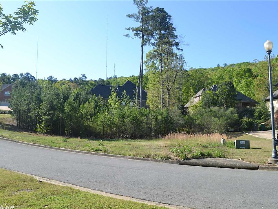 1st image of 30 Chenay Dr