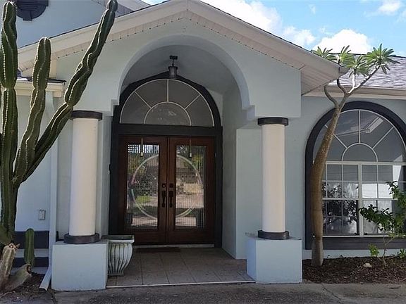 3rd image of 2818 Scobee Dr