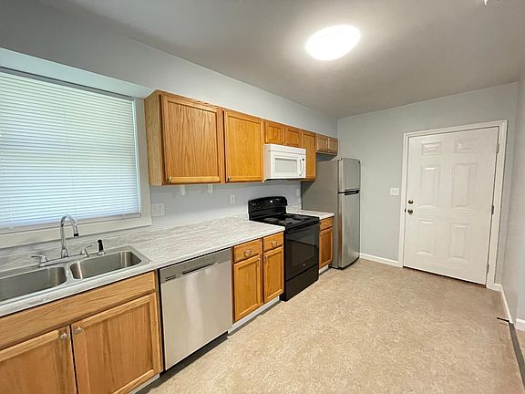 2nd image of 520 Nash St #C