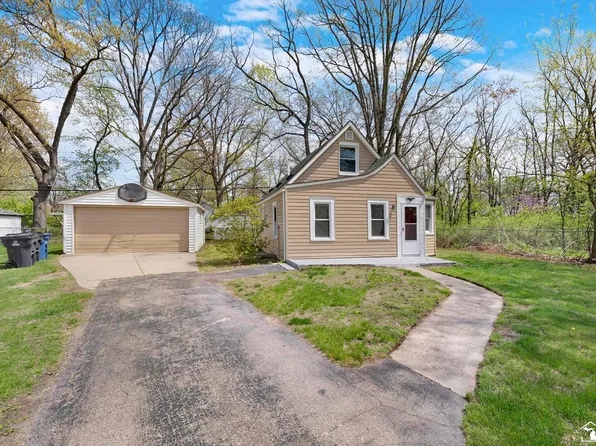 144 N Karle St, Westland, MI 48185