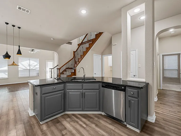 8732 Laurel Canyon Rd — Photo 11