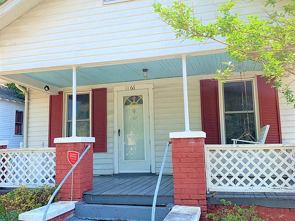 3rd image of 1166 Armstrong Ave