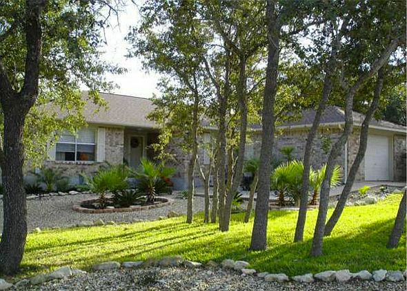 1st image of 21425 Lakefront Dr