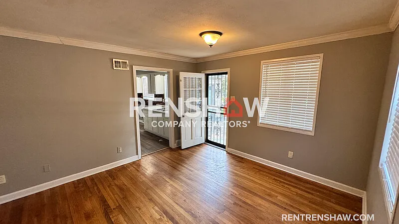 3 bed, 1.5 bath, 1396 sqft, $1,395 — Photo 4