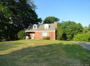 110 Great Neck Rd, Waterford, CT 06385