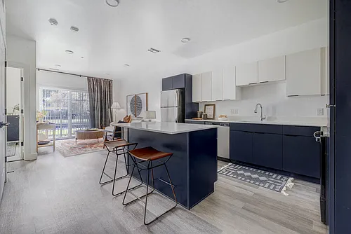 The Opal Apartments Photo 1