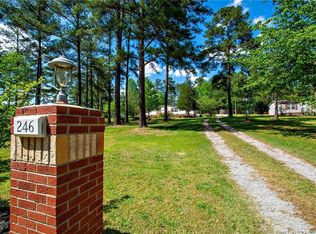 246 Loop Rd, Raeford, NC 28376