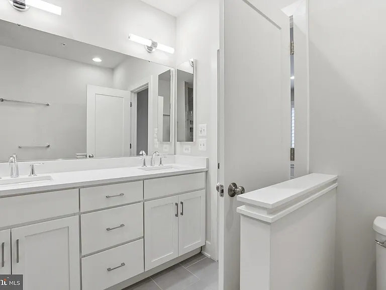 6924 Rockledge Dr — Photo 25