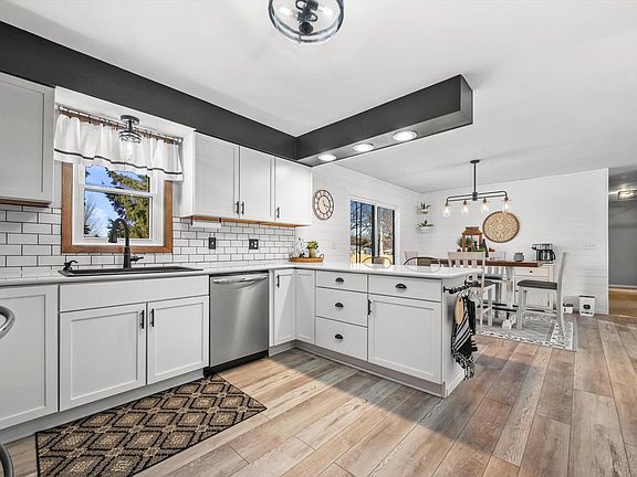 5th image of 202 Highland AVENUE