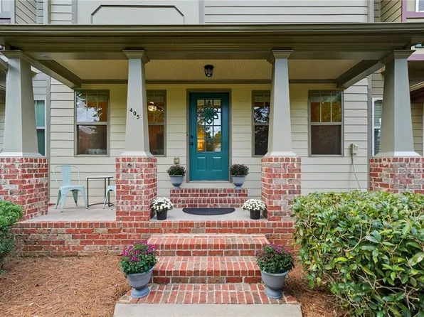 405 Royal Crescent Ln E, Canton, GA 30115