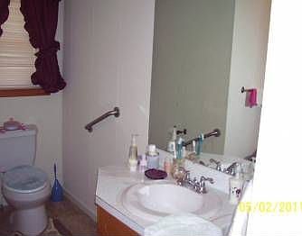 3rd image of 102 Sherwood Dr