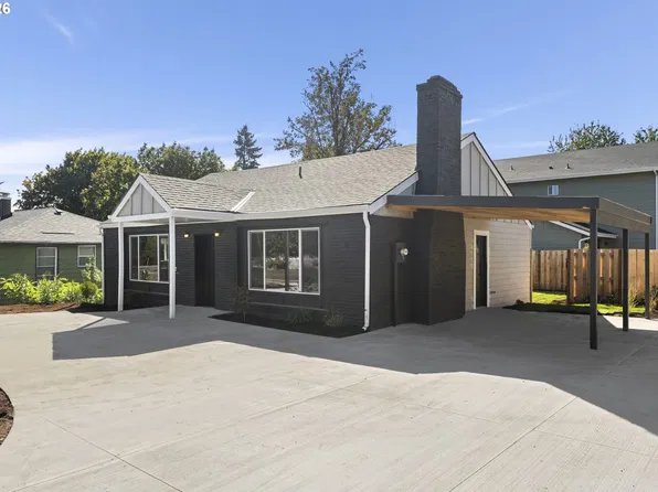 572 Holmes Ln, Oregon City, OR 97045