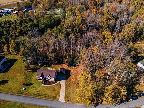 5th image of 1933 Bakers Glade Ln