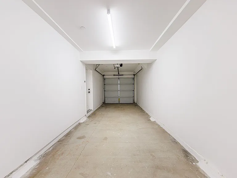 11311 Collins St — Photo 76