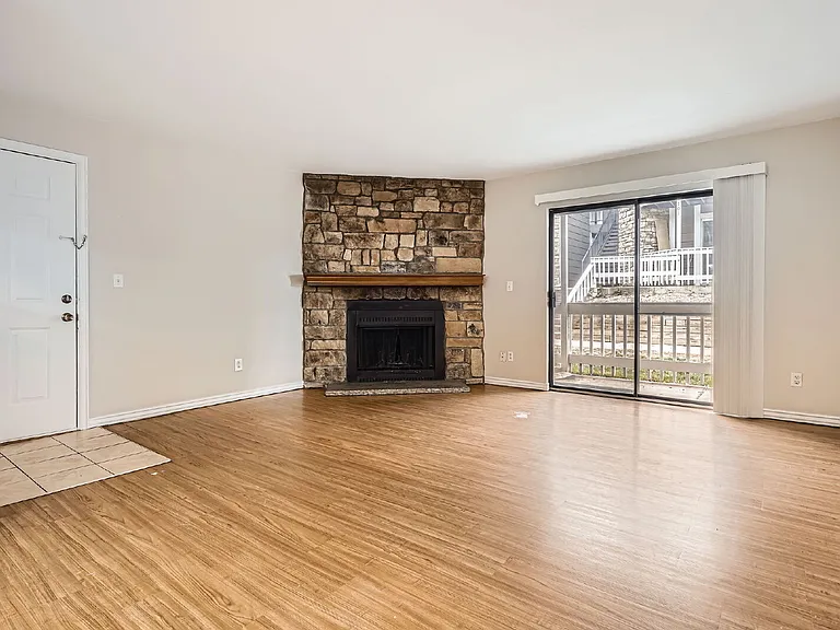 18043 E Ohio Ave #103 — Photo 8