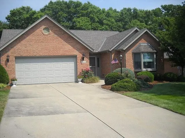 1191 Stephanie Dr photo 1
