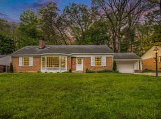 1117 Maplegrove Dr NW, Grand Rapids, MI 49504