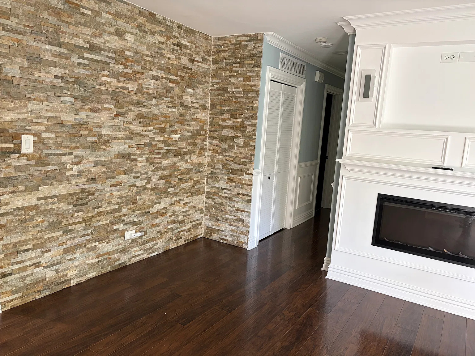 3 bed, 1.5 bath, 1163 sqft, $2,800 — Photo 4