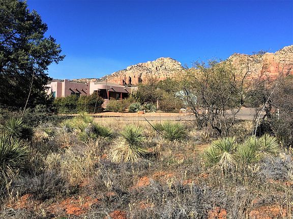 3rd image of 175 Gray Fox Dr