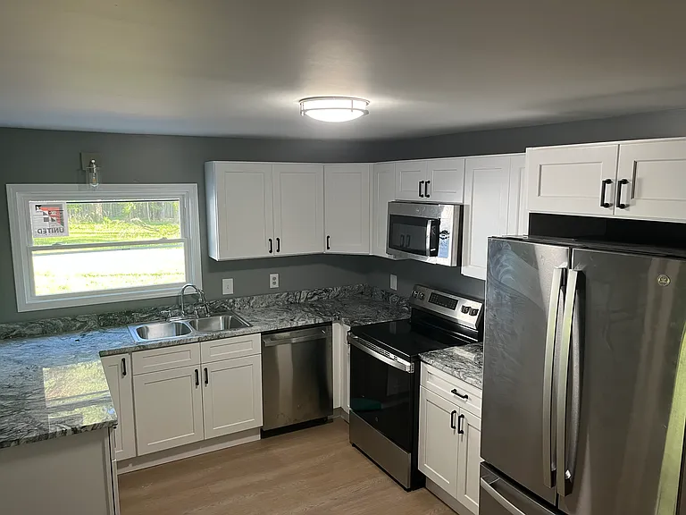 803 Park Dr — Photo 9