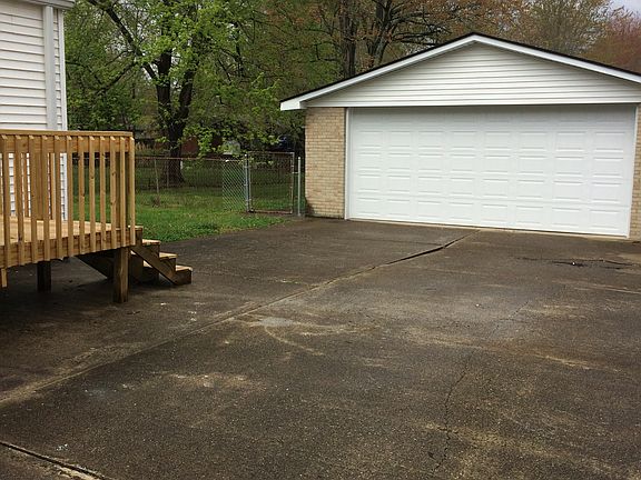 2nd image of 6509 Maravian Dr