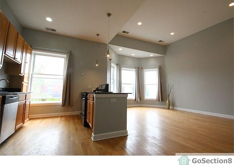 1st image of 5837 S Calumet Ave #3N