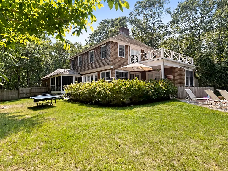 16 Alexis Ct — Photo 42