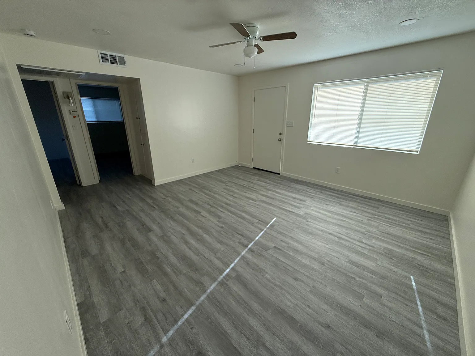 2 bed, $1,290 — Photo 1