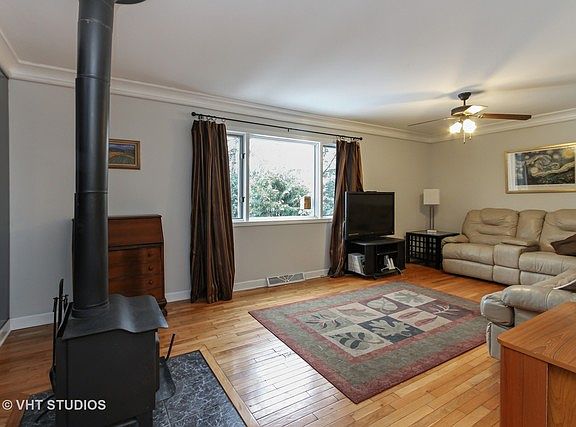 2nd image of 42434 N Orchard St