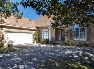 111 Overlook Dr, Miramar Beach, FL 32550